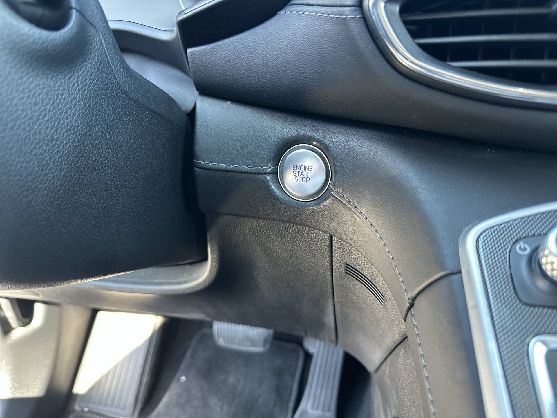 2022 Hyundai SANTA FE HYBRID Limited