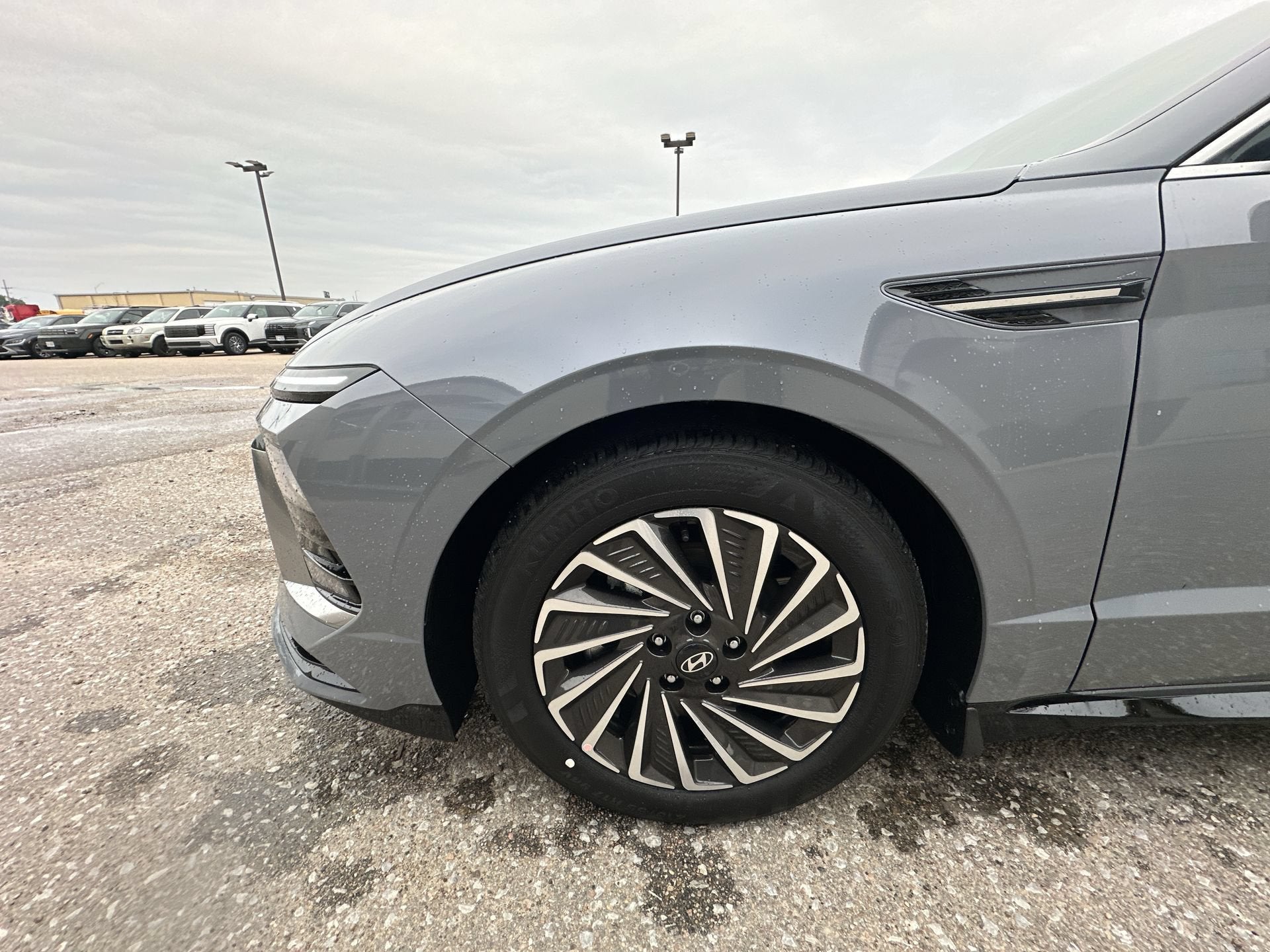 2026 Hyundai SONATA HYBRID SEL