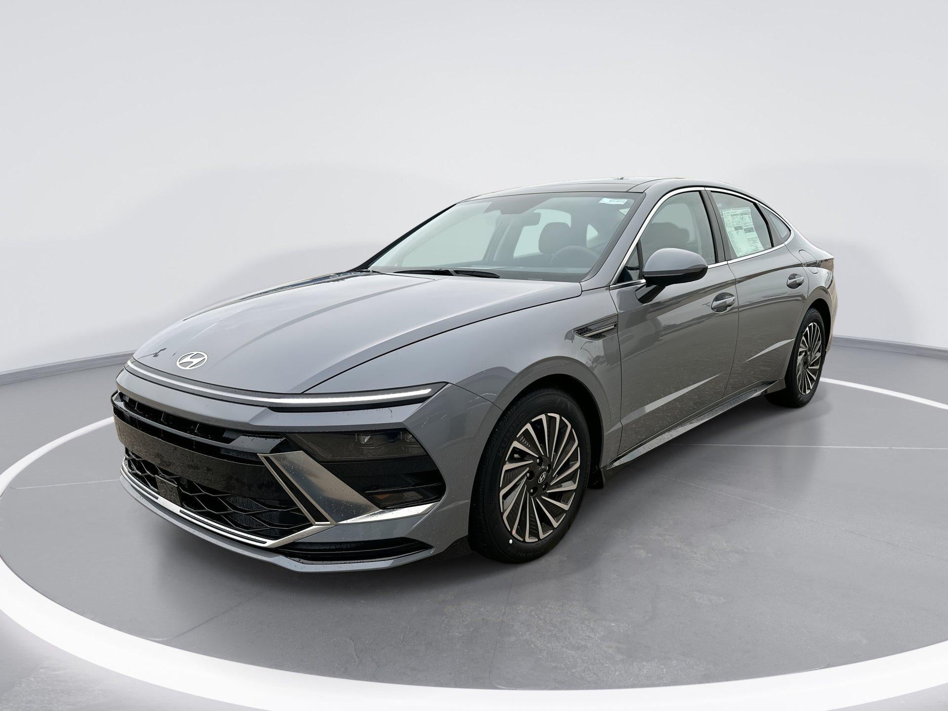 2026 Hyundai SONATA HYBRID SEL