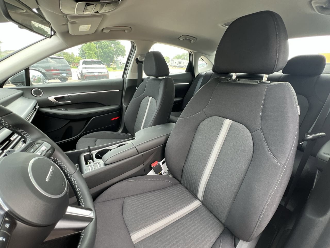 2025 Hyundai SONATA HYBRID SEL