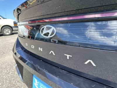 2026 Hyundai SONATA HYBRID Limited