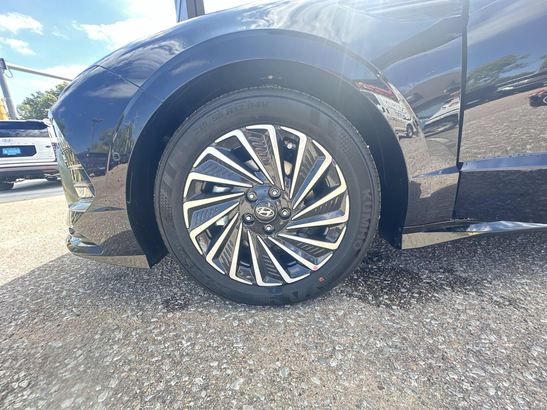 2026 Hyundai SONATA HYBRID Limited