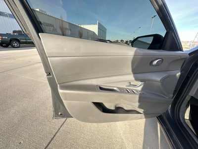 2023 Hyundai ELANTRA SE