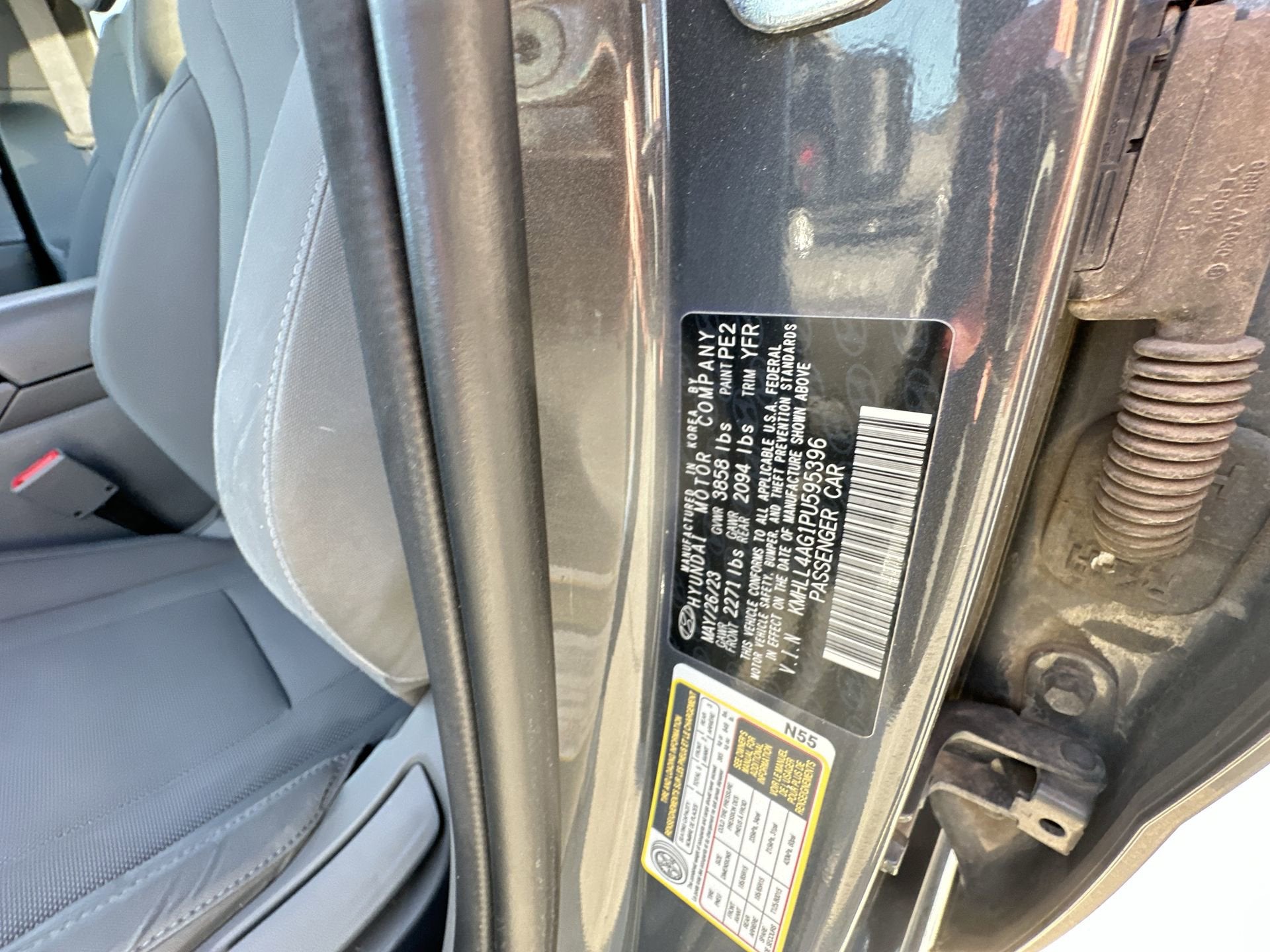 2023 Hyundai ELANTRA SE