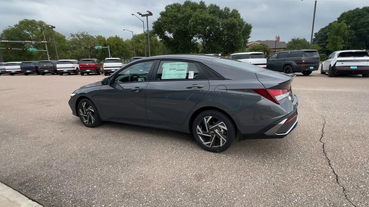 2025 Hyundai ELANTRA SEL Sport