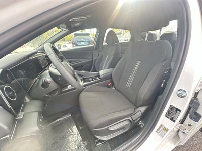 2026 Hyundai ELANTRA HYBRID SEL Sport