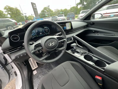 2025 Hyundai ELANTRA HYBRID SEL Sport