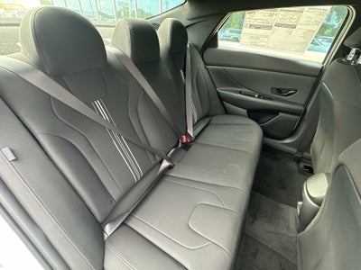 2025 Hyundai ELANTRA HYBRID SEL Sport