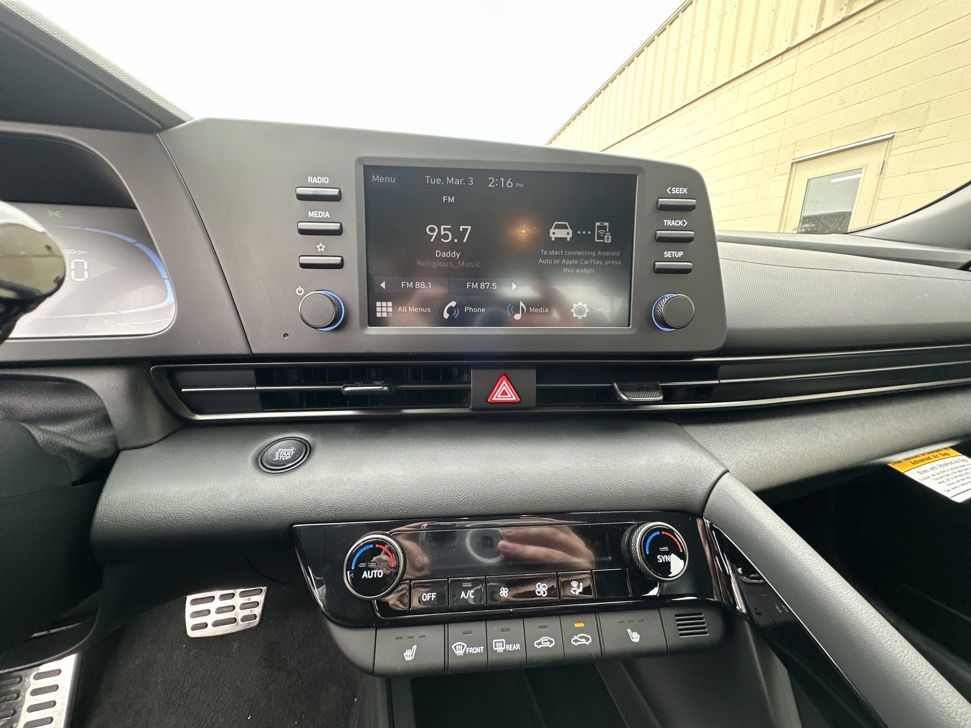 2026 Hyundai ELANTRA SEL Sport Premium