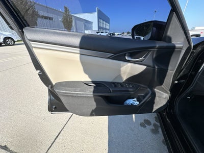 2017 Honda Civic Hatchback LX
