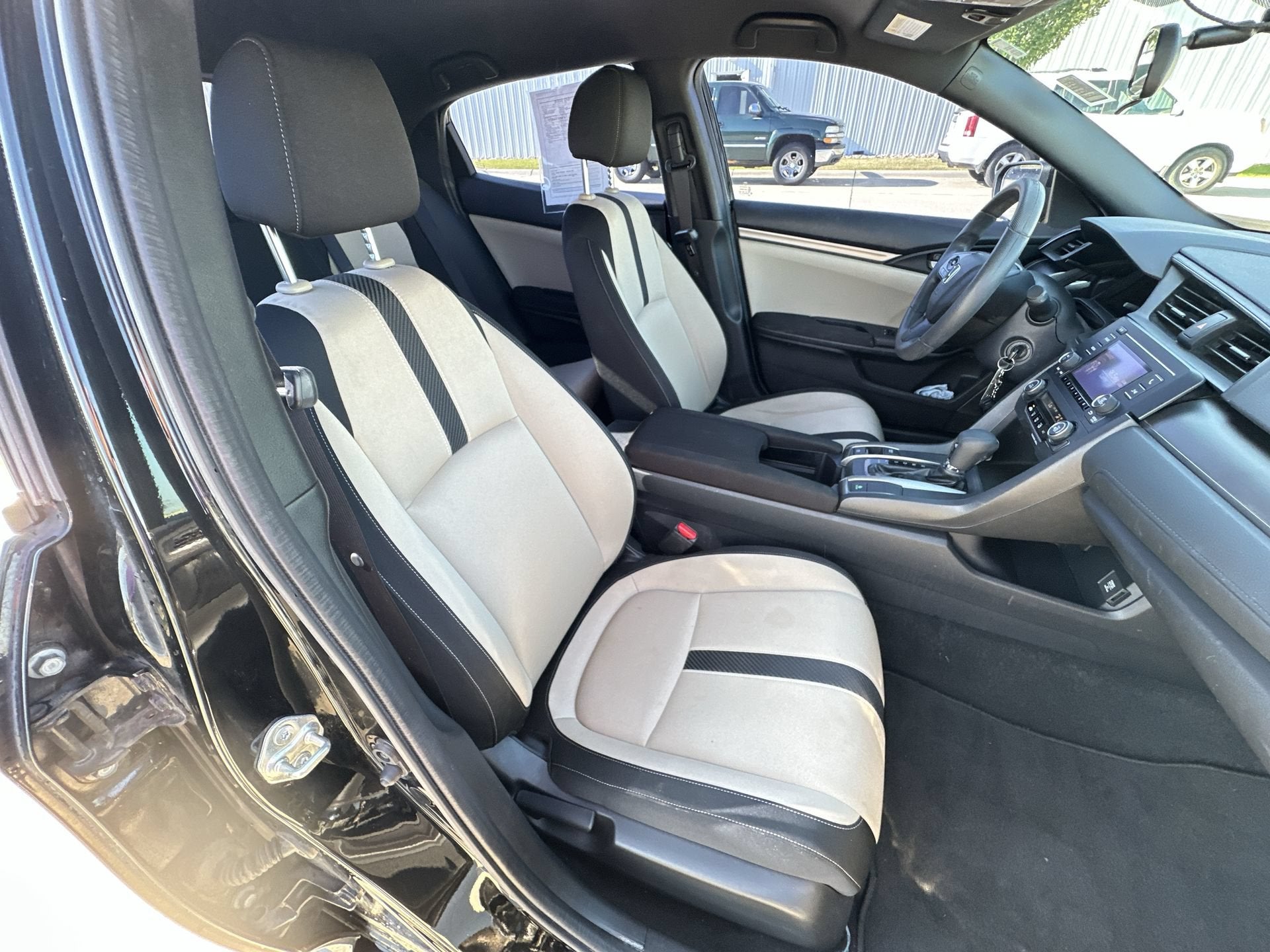 2017 Honda Civic Hatchback LX