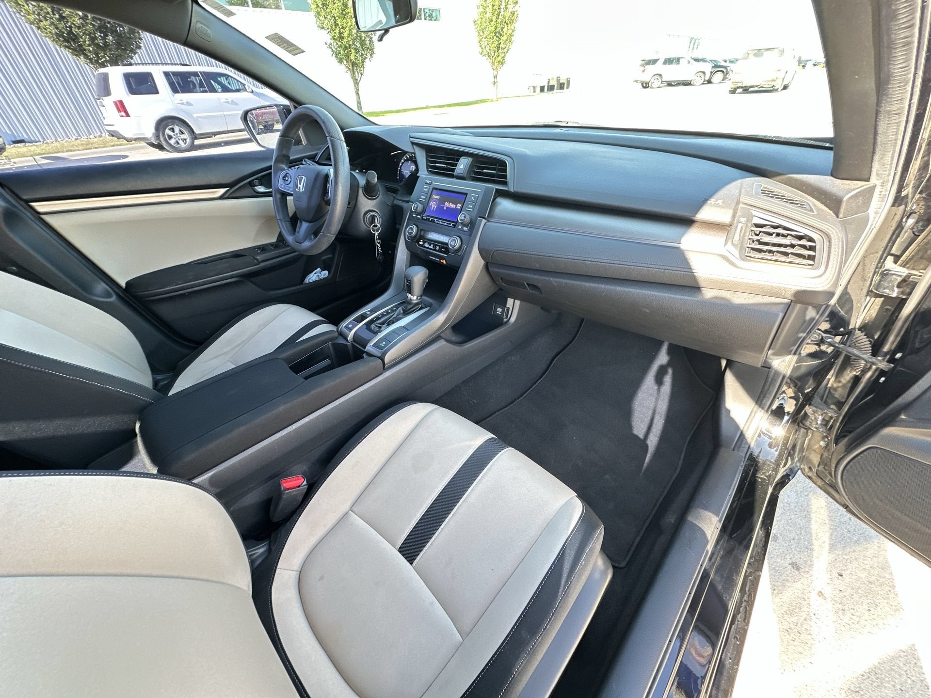 2017 Honda Civic Hatchback LX