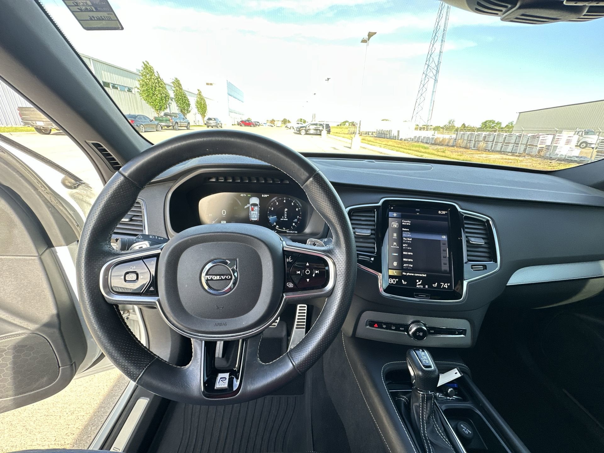 2017 Volvo XC90 R-Design